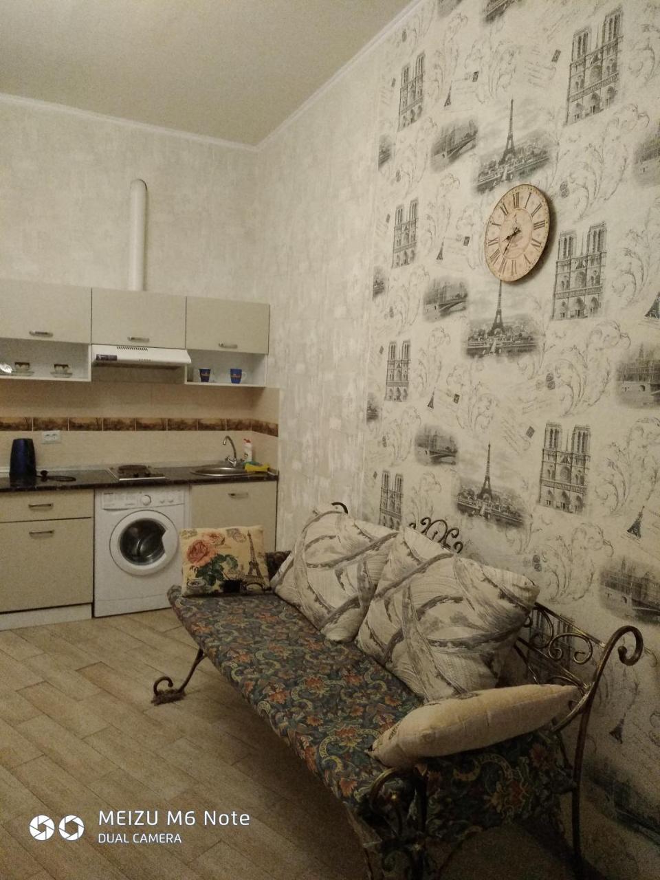 Студия Французский Бульвар 39 Kharkiv Eksteriør bilde